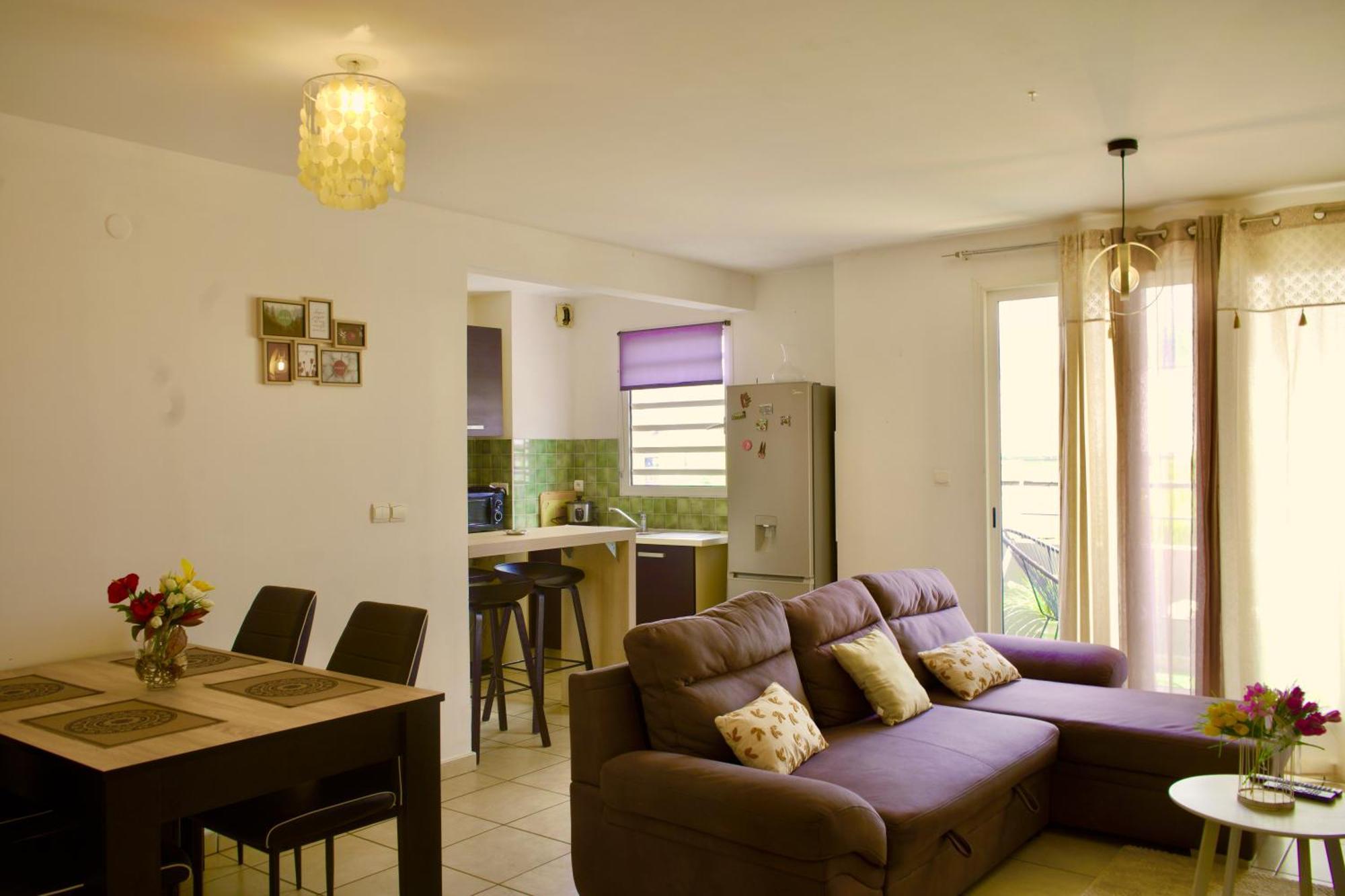 Les Balcons Du Theatre Leilighet Saint-Gilles-les Bains Eksteriør bilde